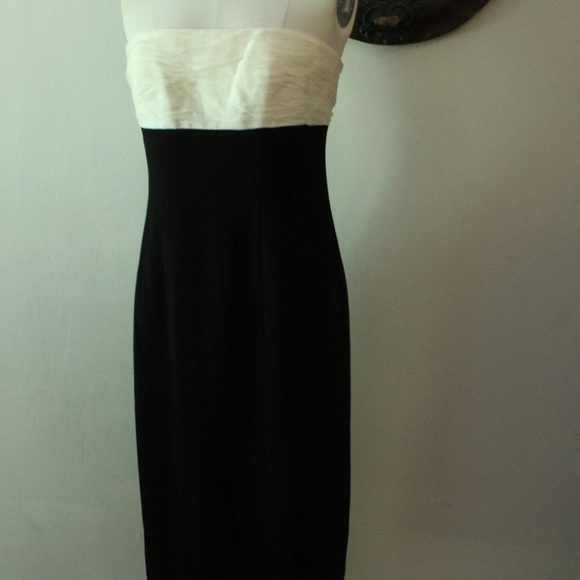 NWT 2000's Ralph Lauren Middleburg Black and Ivory Party dress with Pleated Silk - Picture 1 of 4